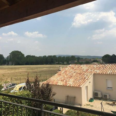 Apt 50M2 Avec Balcon Tout Equipe Proche D'Avignon Apartment Pernes-les-Fontaines Bagian luar foto