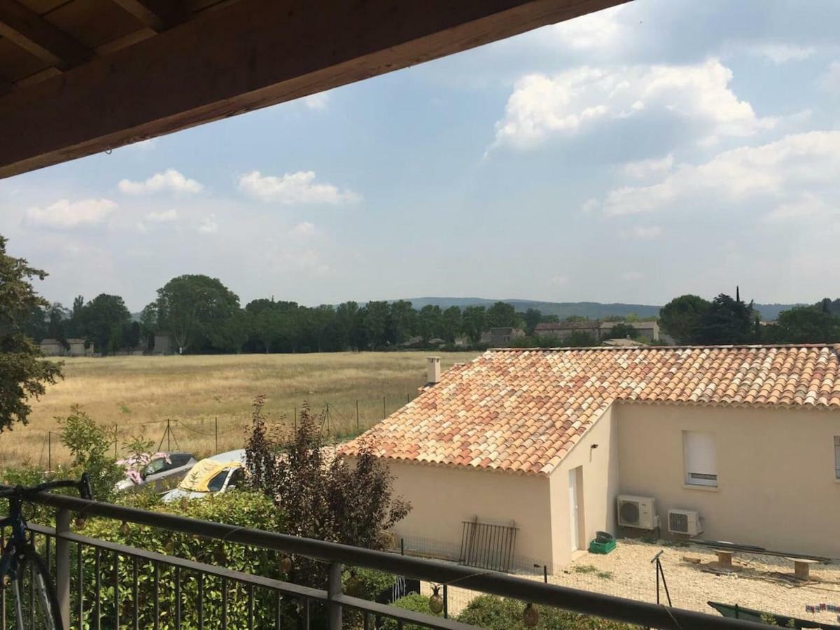 Apt 50M2 Avec Balcon Tout Equipe Proche D'Avignon Apartment Pernes-les-Fontaines Bagian luar foto
